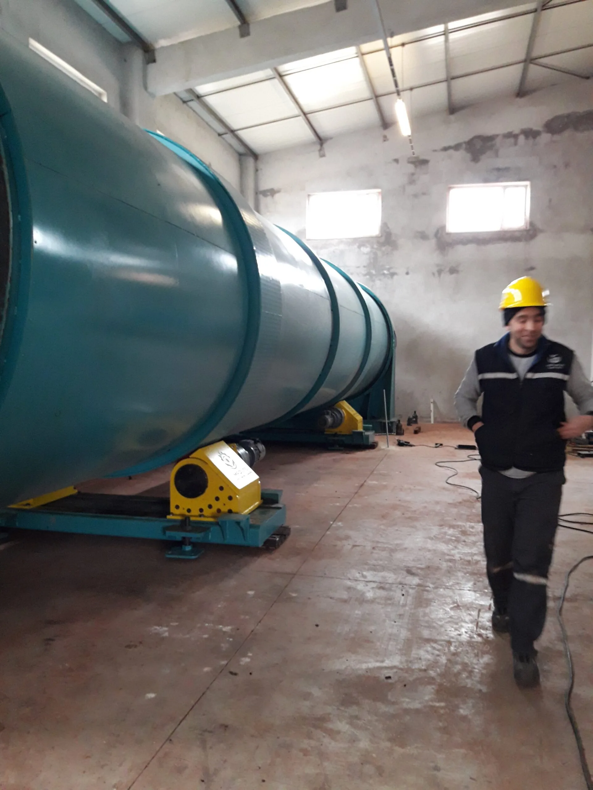 Composter organik gübre fabrikası projesi montaj ekibi gübre tamburu resmi